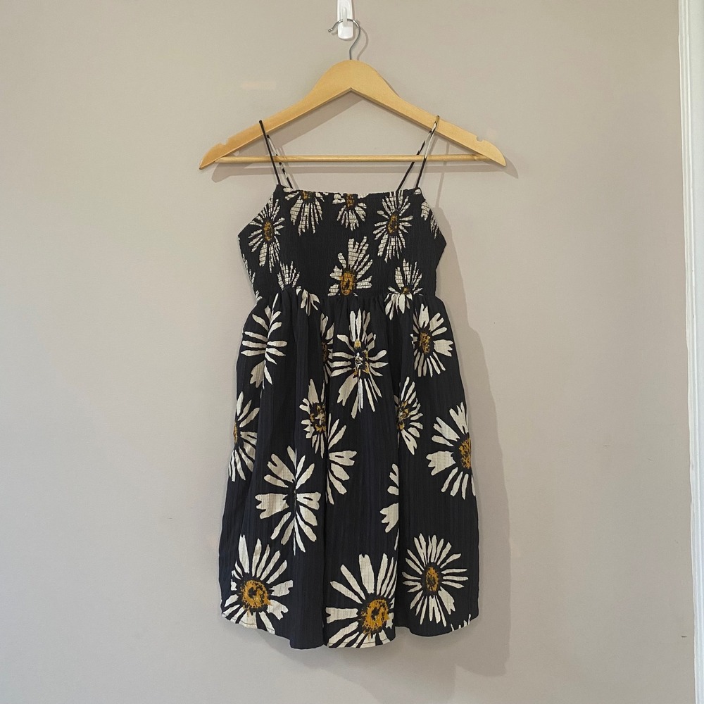 American Eagle Daisy Floral Smocked Mini Dress Black White Pockets Small